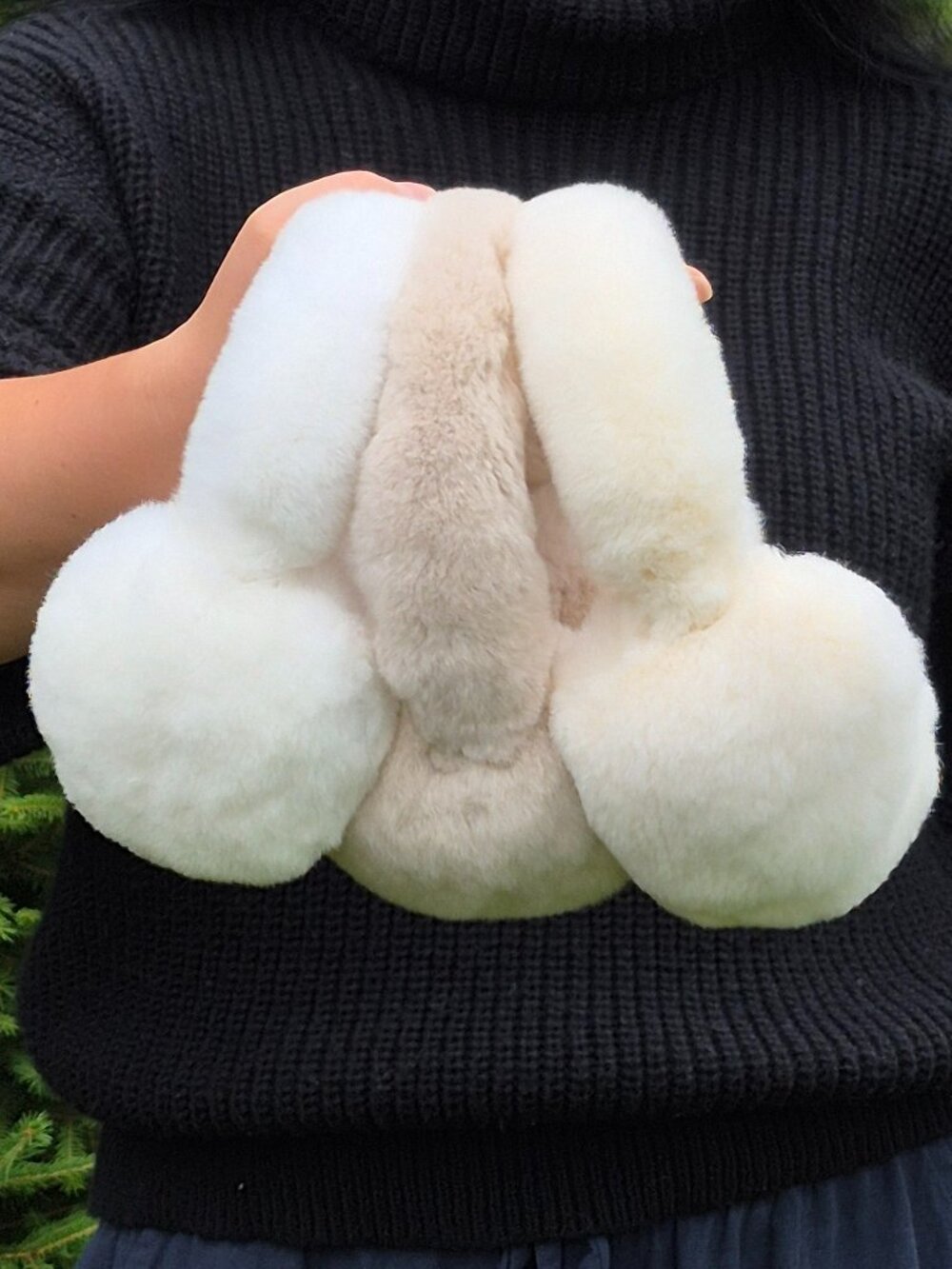 White Real Rabbit Fur Winter Luxury Earmuffs, Full Fur Women's Plush Earmuffs - Picture 6 of 7